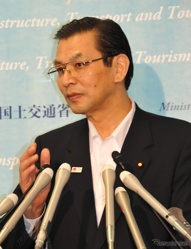 大畠章宏国交相(5日・国土交通省)