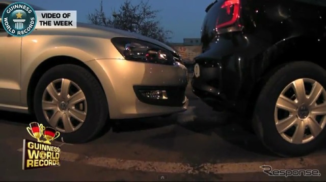 前後の車両との隙間はわずか26cm（動画キャプチャー）