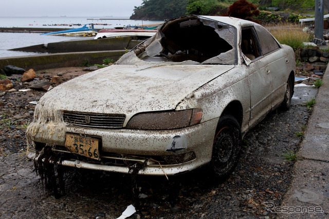 海中より回収された車両。旧牡鹿町にて