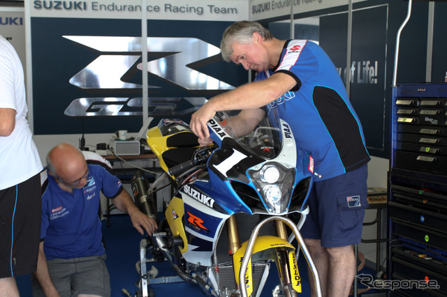 鈴鹿8時間耐久ロードレース2011