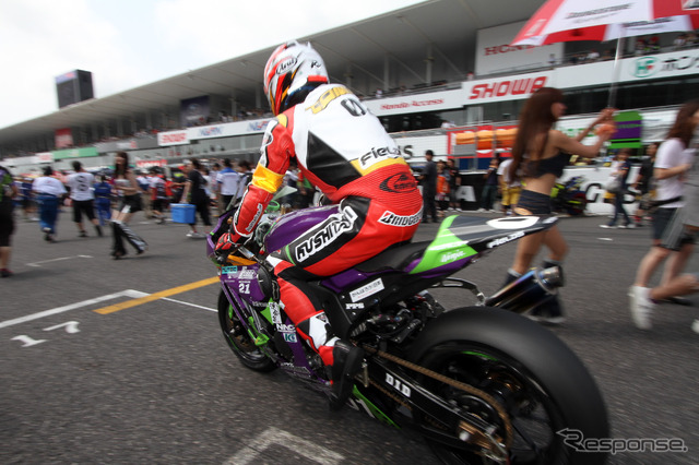 鈴鹿8時間耐久ロードレース2011