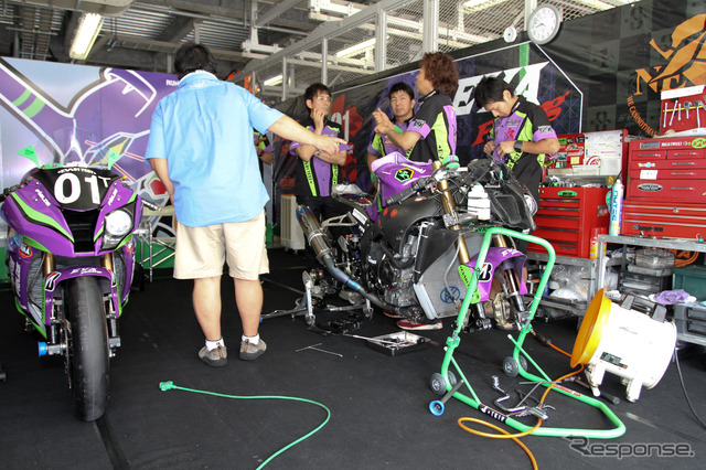 【鈴鹿8耐】もっと熱い写真蔵
