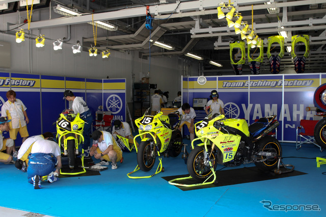 鈴鹿8時間耐久ロードレース2011