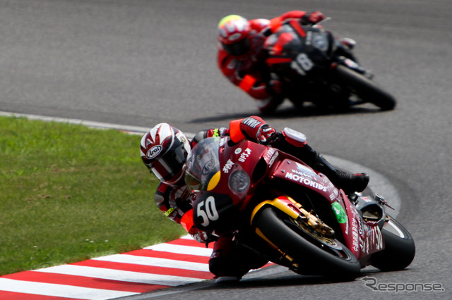 鈴鹿8時間耐久ロードレース2011