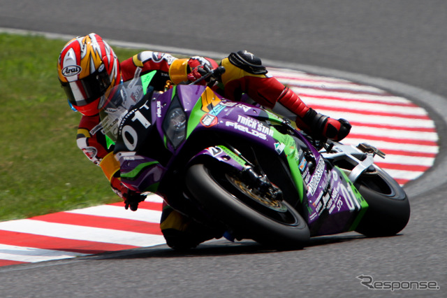 鈴鹿8時間耐久ロードレース2011