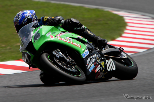 鈴鹿8時間耐久ロードレース2011
