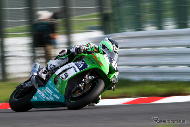 鈴鹿8時間耐久ロードレース2011