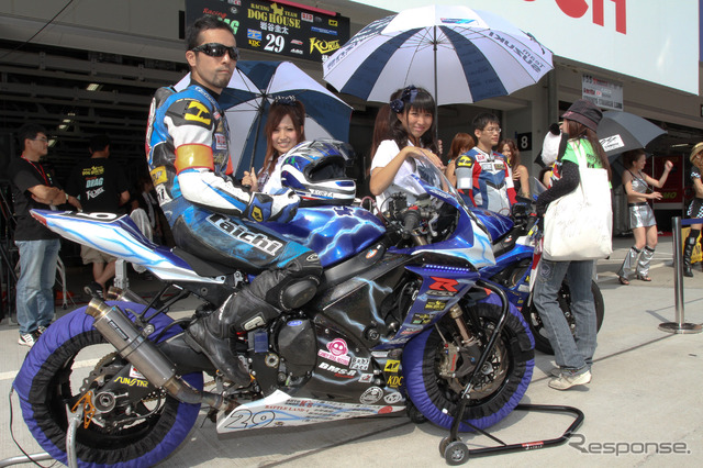 鈴鹿8時間耐久ロードレース2011