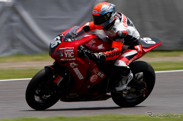 鈴鹿8時間耐久ロードレース2011