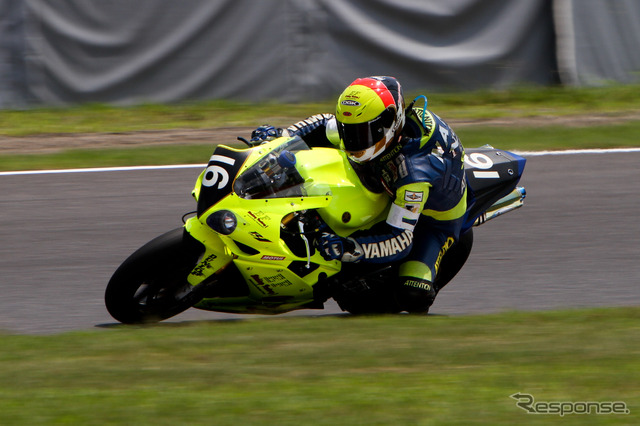鈴鹿8時間耐久ロードレース2011