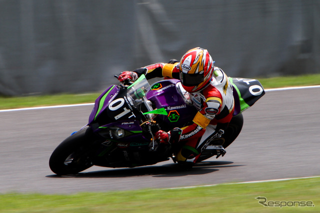 鈴鹿8時間耐久ロードレース2011