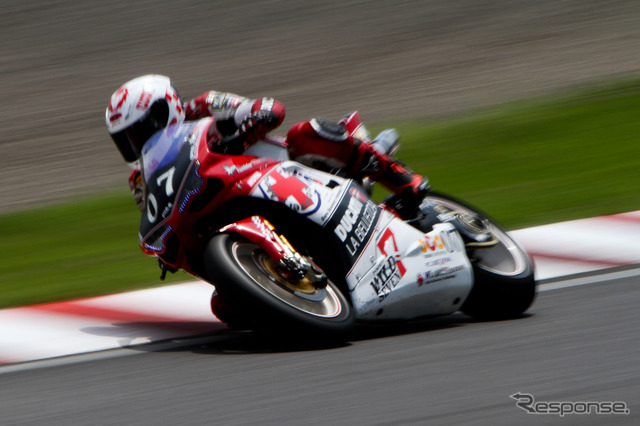 鈴鹿8時間耐久ロードレース2011