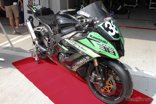 鈴鹿8時間耐久ロードレース2011