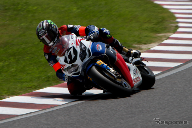 鈴鹿8時間耐久ロードレース2011