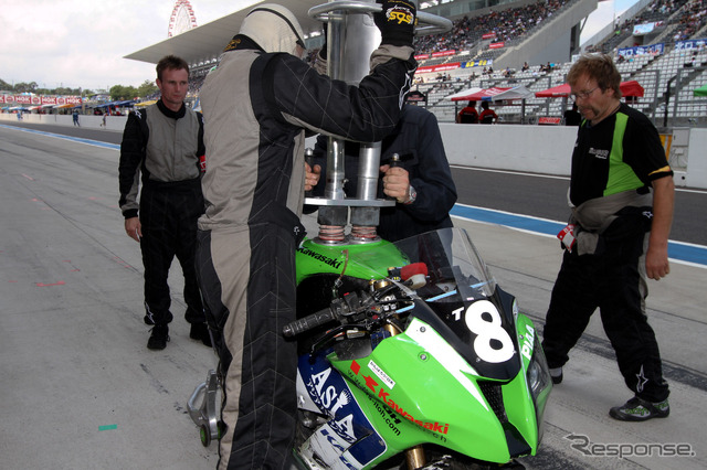 鈴鹿8時間耐久ロードレース2011