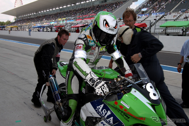 鈴鹿8時間耐久ロードレース2011