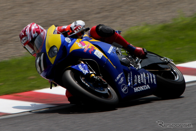 鈴鹿8時間耐久ロードレース2011
