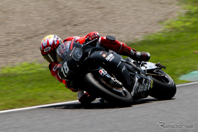 鈴鹿8時間耐久ロードレース2011