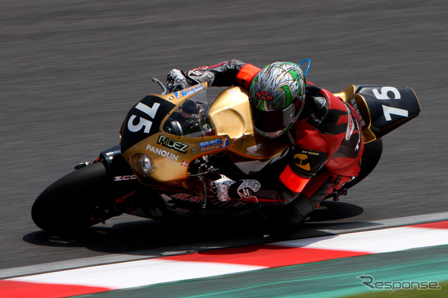 鈴鹿8時間耐久ロードレース2011