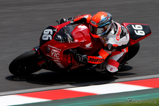 鈴鹿8時間耐久ロードレース2011