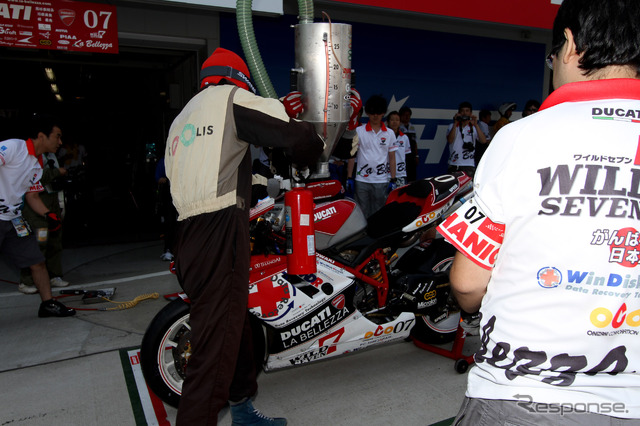 鈴鹿8時間耐久ロードレース2011