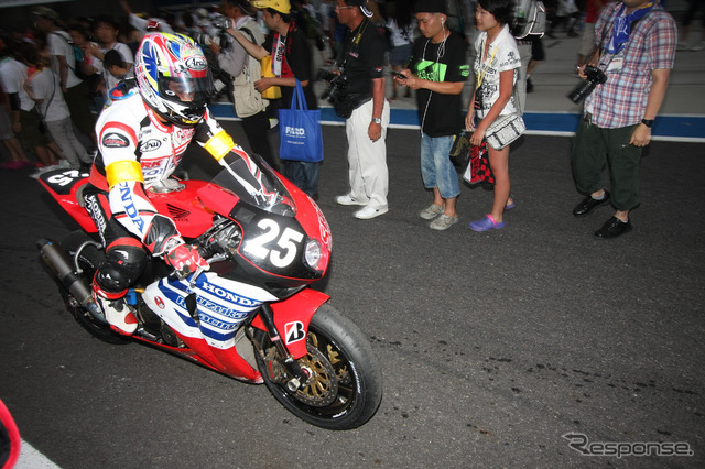鈴鹿8時間耐久ロードレース2011