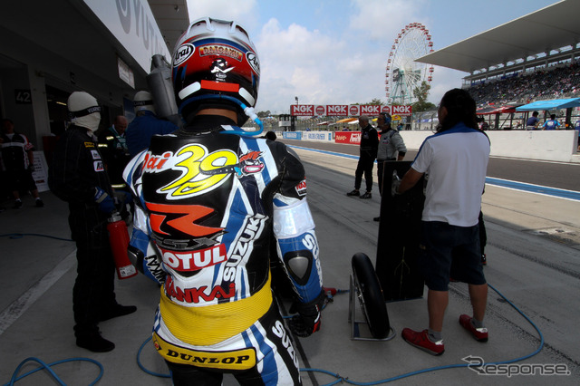 鈴鹿8時間耐久ロードレース2011