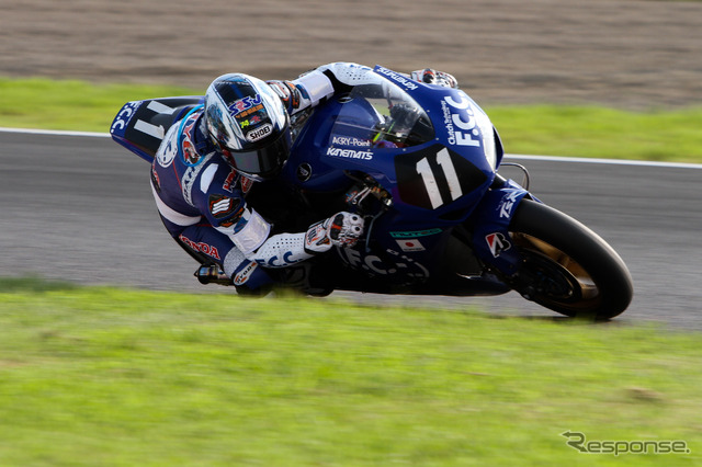 鈴鹿8時間耐久ロードレース2011