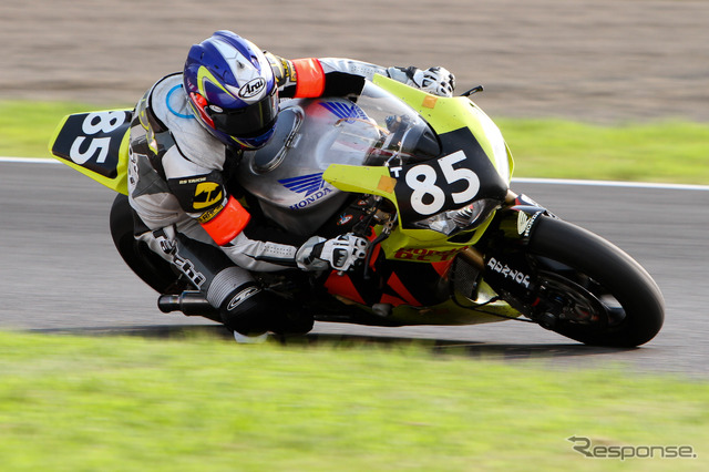 鈴鹿8時間耐久ロードレース2011