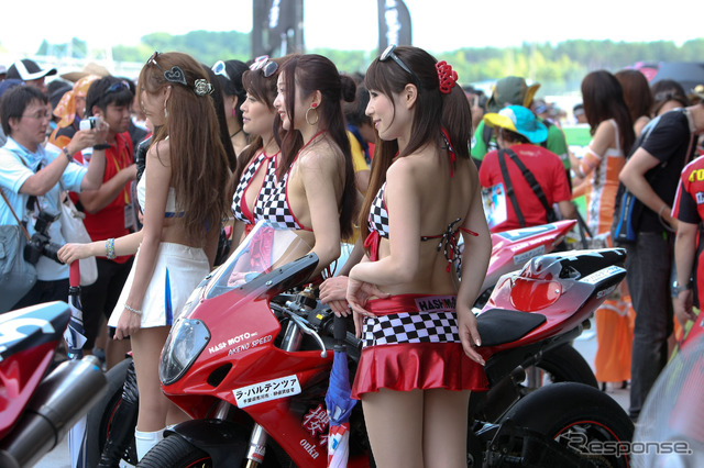 鈴鹿8時間耐久ロードレース2011