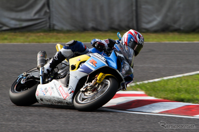 鈴鹿8時間耐久ロードレース2011