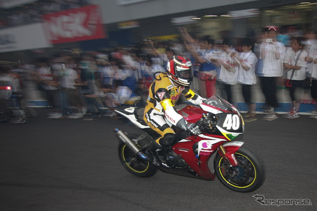 鈴鹿8時間耐久ロードレース2011