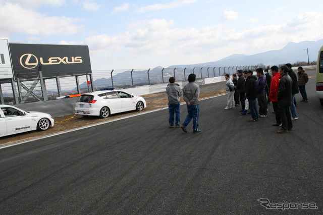 サーキット走行の基礎を学ぶ「FSWファーストインプレッション」