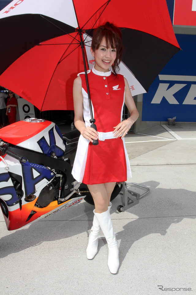 鈴鹿8時間耐久ロードレース2011