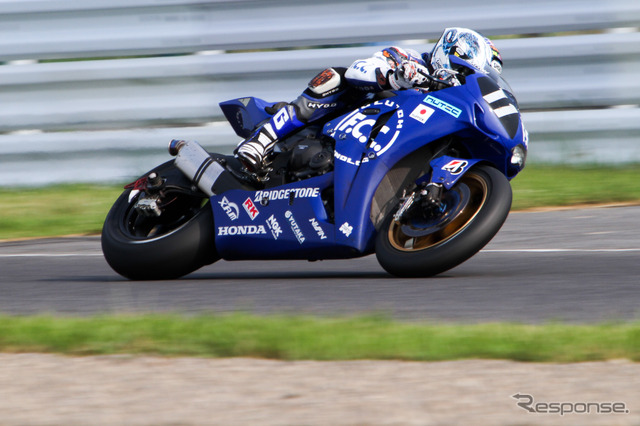 鈴鹿8時間耐久ロードレース2011