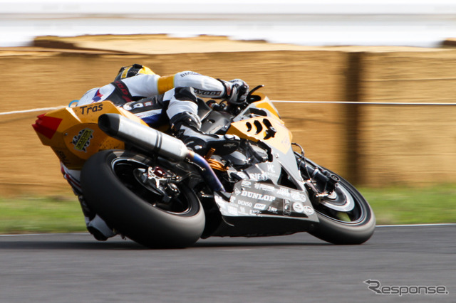 鈴鹿8時間耐久ロードレース2011