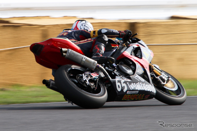 鈴鹿8時間耐久ロードレース2011