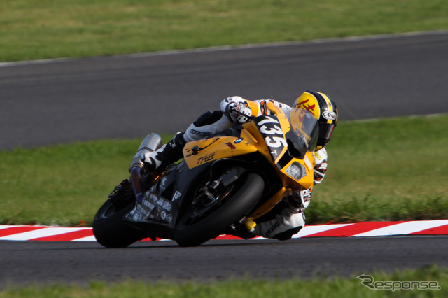 鈴鹿8時間耐久ロードレース2011