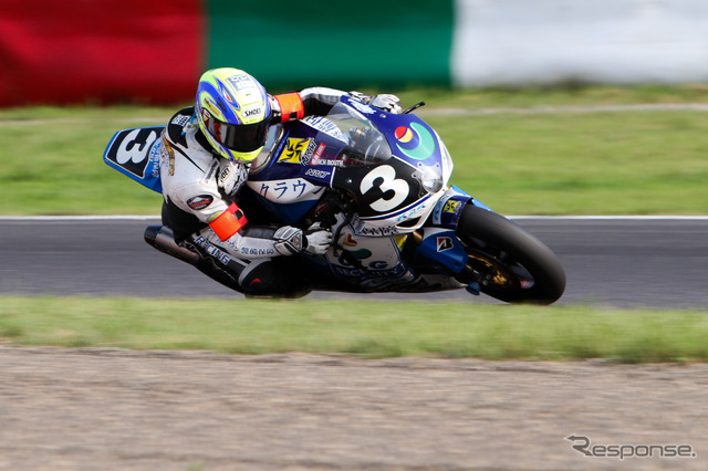 鈴鹿8時間耐久ロードレース2011