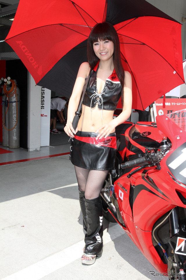 鈴鹿8時間耐久ロードレース2011