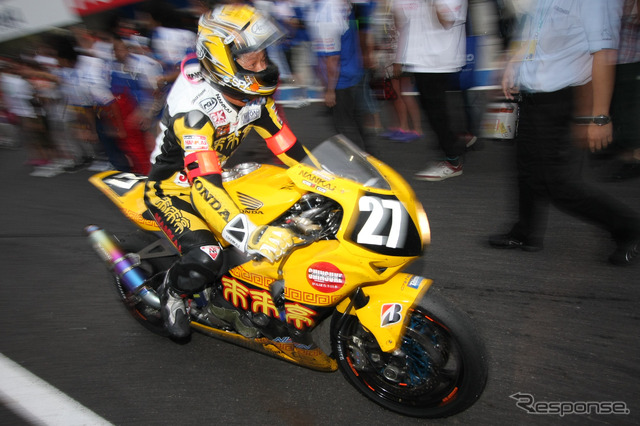 鈴鹿8時間耐久ロードレース2011