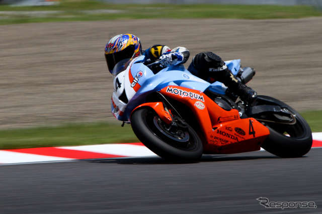 鈴鹿4時間耐久ロードレース2011