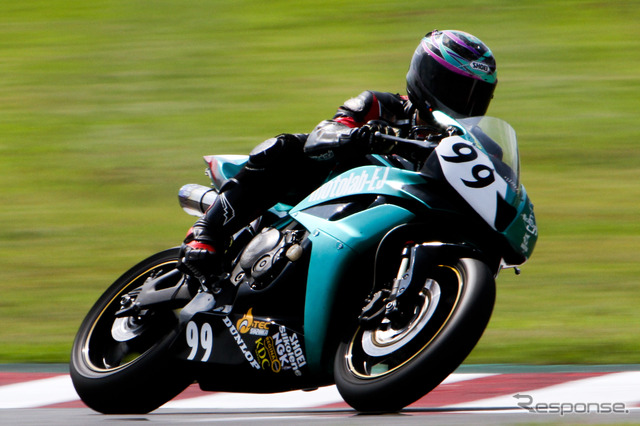 鈴鹿4時間耐久ロードレース2011