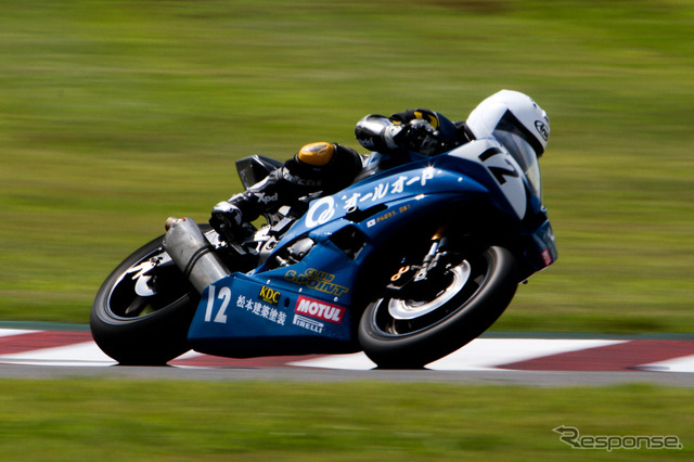 鈴鹿4時間耐久ロードレース2011