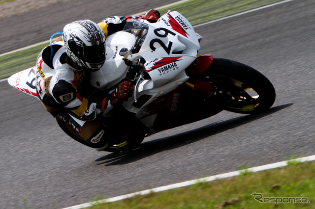 鈴鹿4時間耐久ロードレース2011