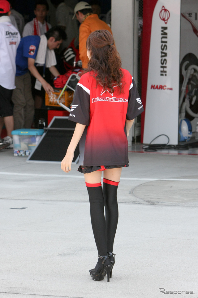 鈴鹿4時間耐久ロードレース2011