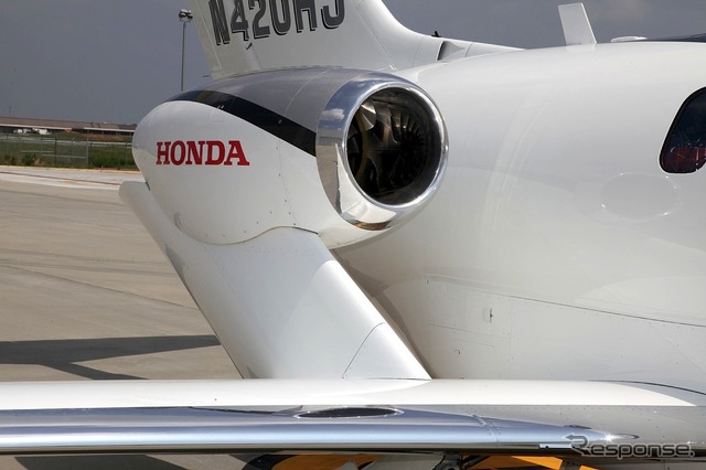 ジェットエンジンの老舗GEとホンダが共同開発したHF120ターボファンエンジンは小型、低燃費、低エミッションが特徴。