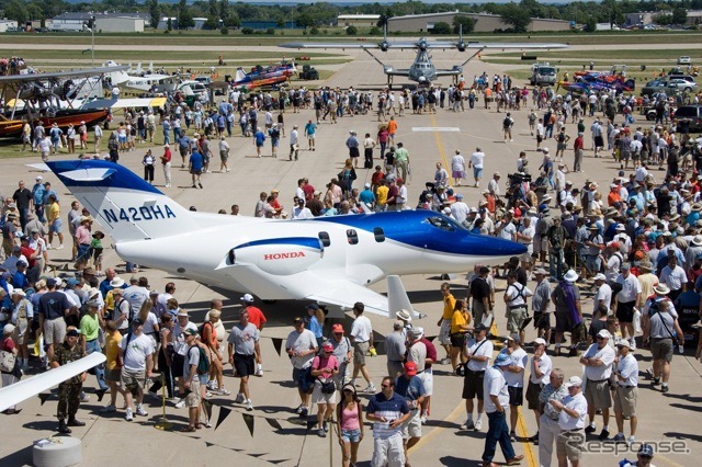 ホンダジェット、2005年のオシコシ航空ショーに展示