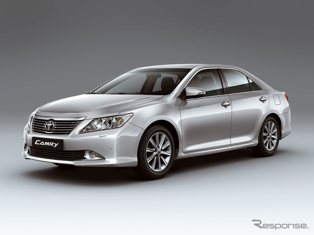 トヨタ カムリ 新型（ウクライナ仕様）