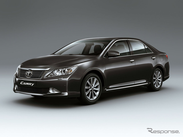 トヨタ カムリ 新型（ウクライナ仕様）